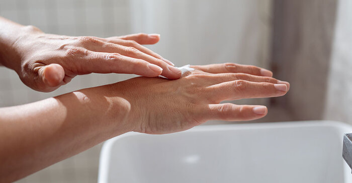 Pflege für trockene Hände